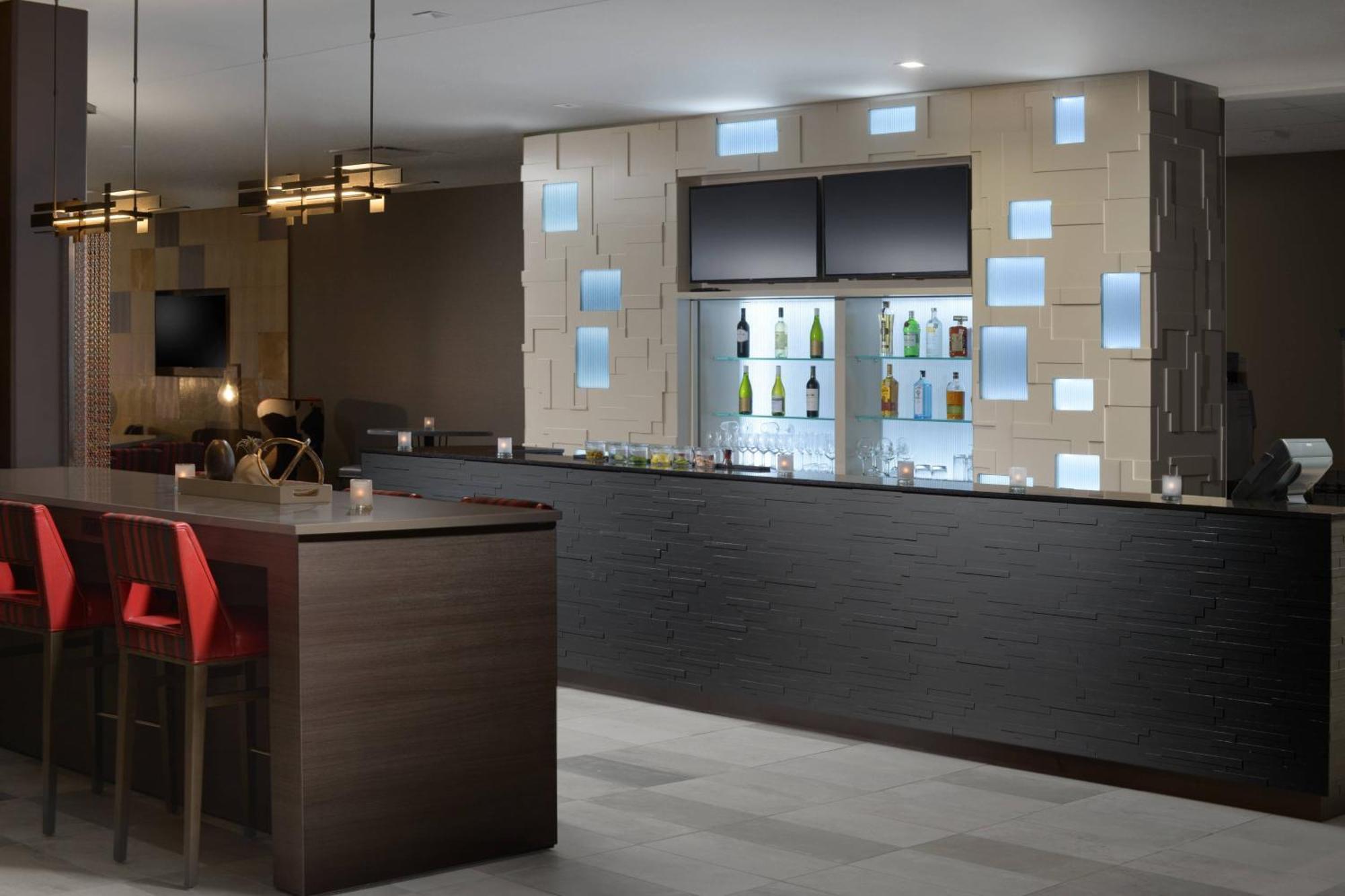 คอร์ตยาร์ด ออสติน ฟลูเกอร์วิลล์ คอนเฟอเรนซ์ เซ็นเตอร์ Hotel ภายนอก รูปภาพ